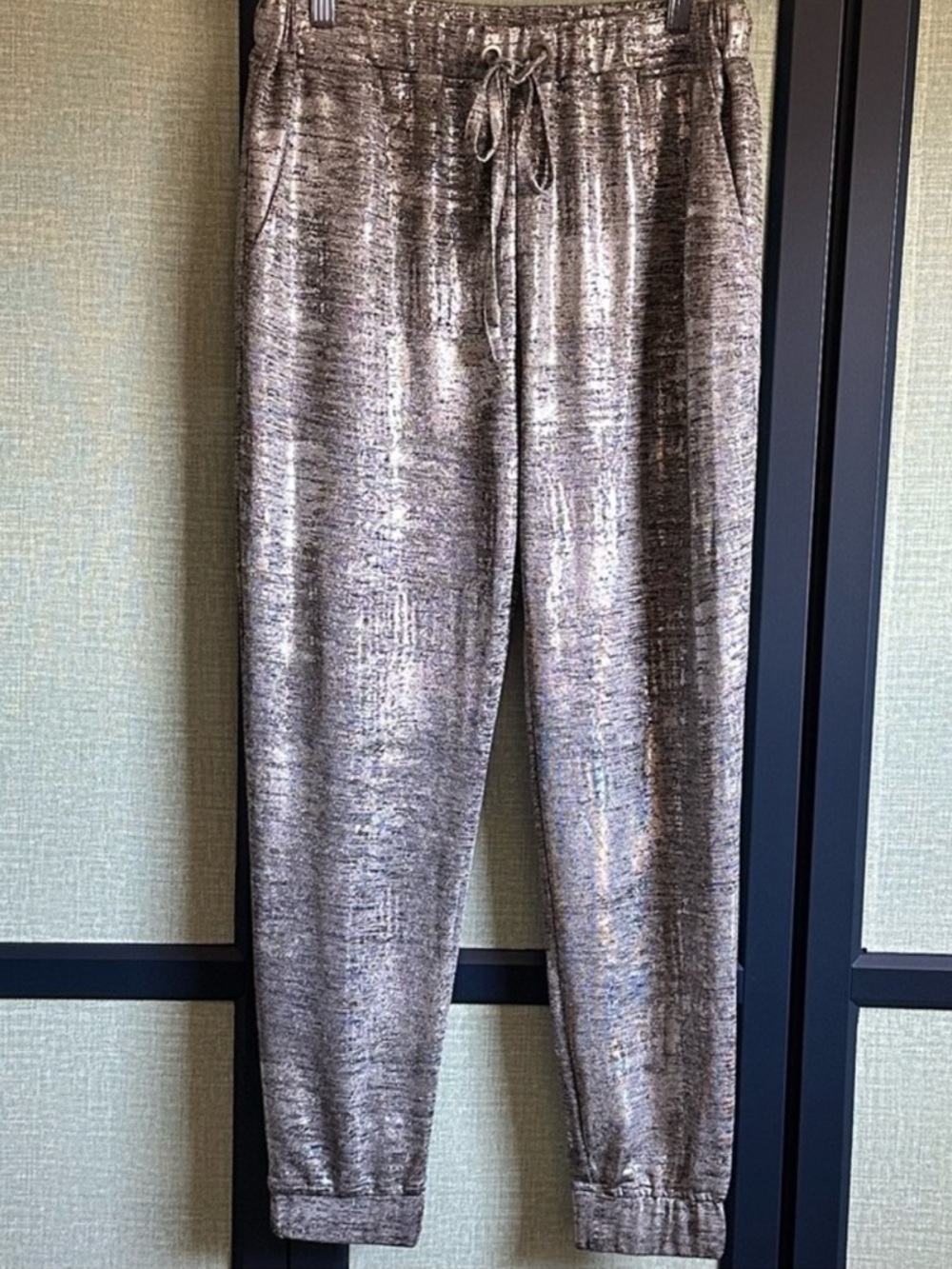 Oober Swank Silky Silver Metallic Drawstring Jogger Pants, NWOT, Size M